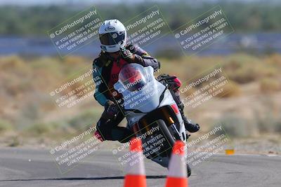 media/Oct-01-2023-SoCal Trackdays (Sun) [[4c570cc352]]/Turn 16 (120pm)/